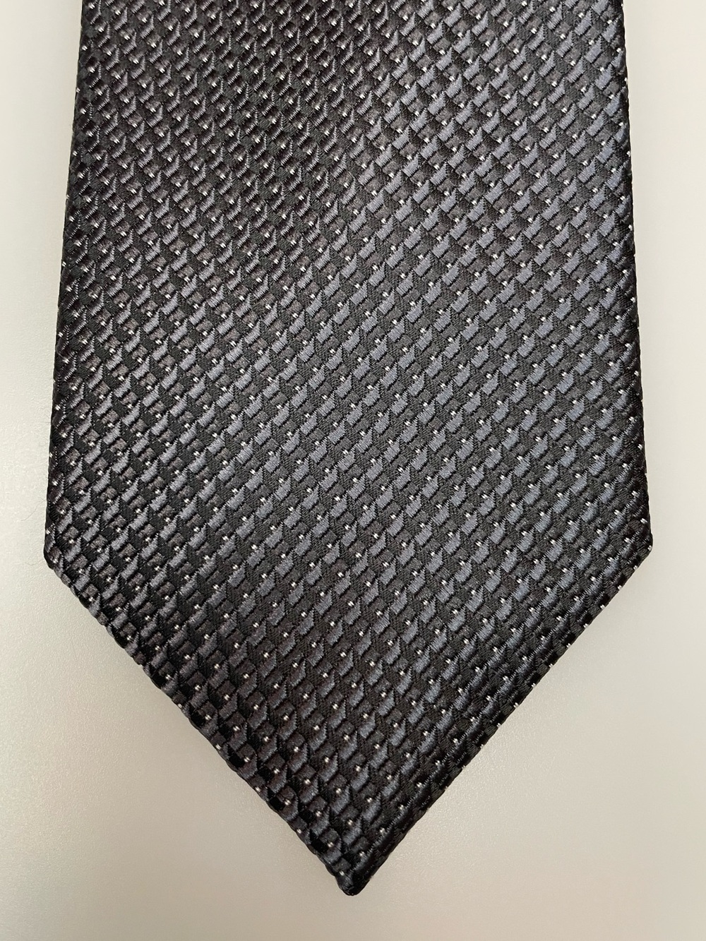 Perry Ellis Portfolio Classic Black and Grey Mens Tie